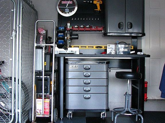 Garage with Enclosed Dog Kennel