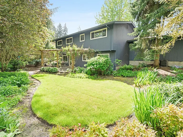 7670 SW 140th Ave — Photo 43