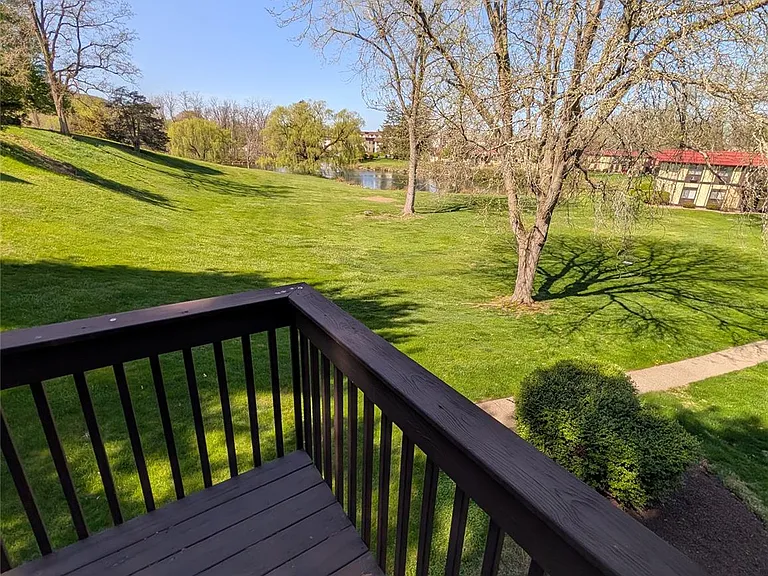 9 Loudon Dr #6 — Photo 18
