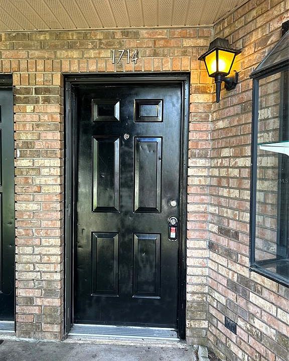 1st image of 1714 FOXHALL CIRCLE #1714