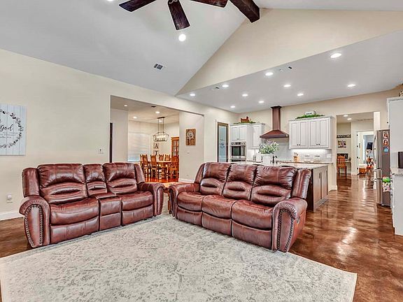 5th image of 816 Saddlewood Blvd
