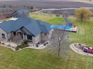 575 111th St, Pipestone, MN 56164