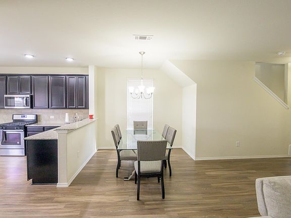 3rd image of 6850 Gem Rock Dr