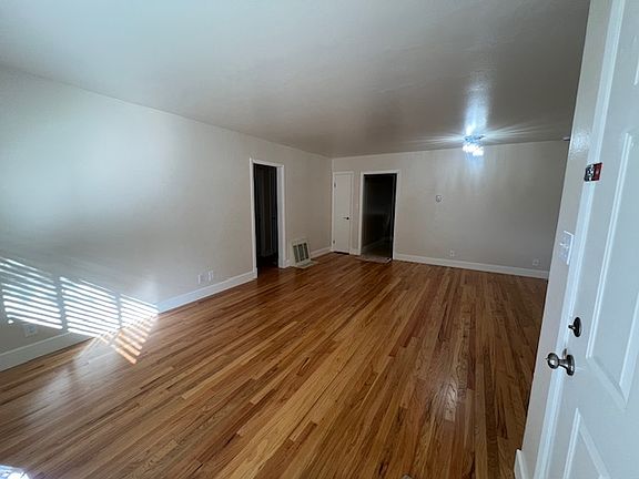 2nd image of 1435 Scott Blvd