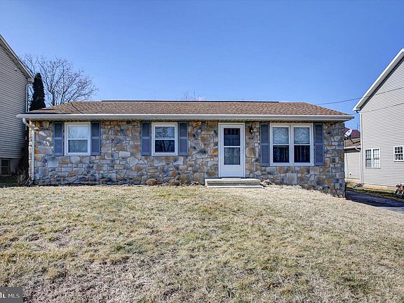 2nd image of 340 Ridge Ave