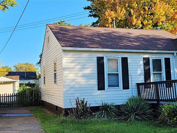2nd image of 18616 Rockland Ave