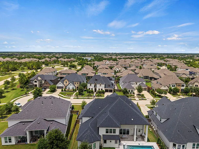 19110 Wimberly Hills Ln — Photo 47