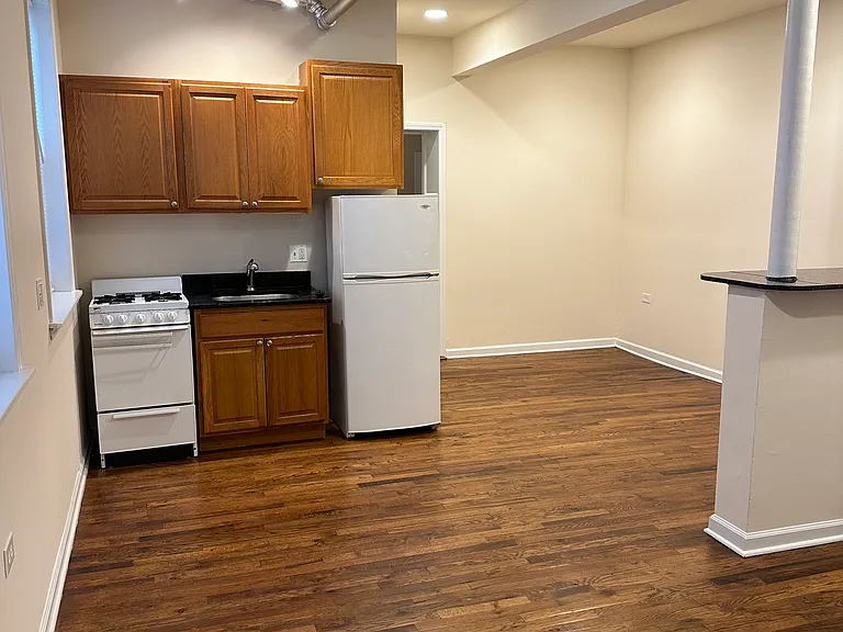 6657 N Newgard Ave #GN — Photo 3
