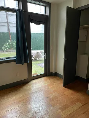 Rented by Brooklyn Group | media 22