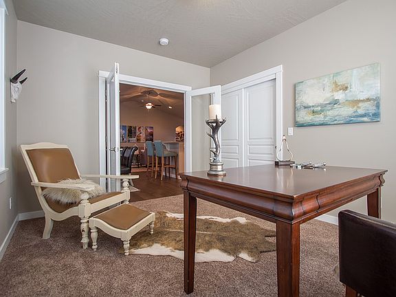 4th image of 4221 Hedman Ct