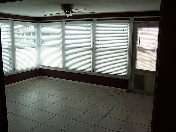 Bonus Room or 4th Bedroom