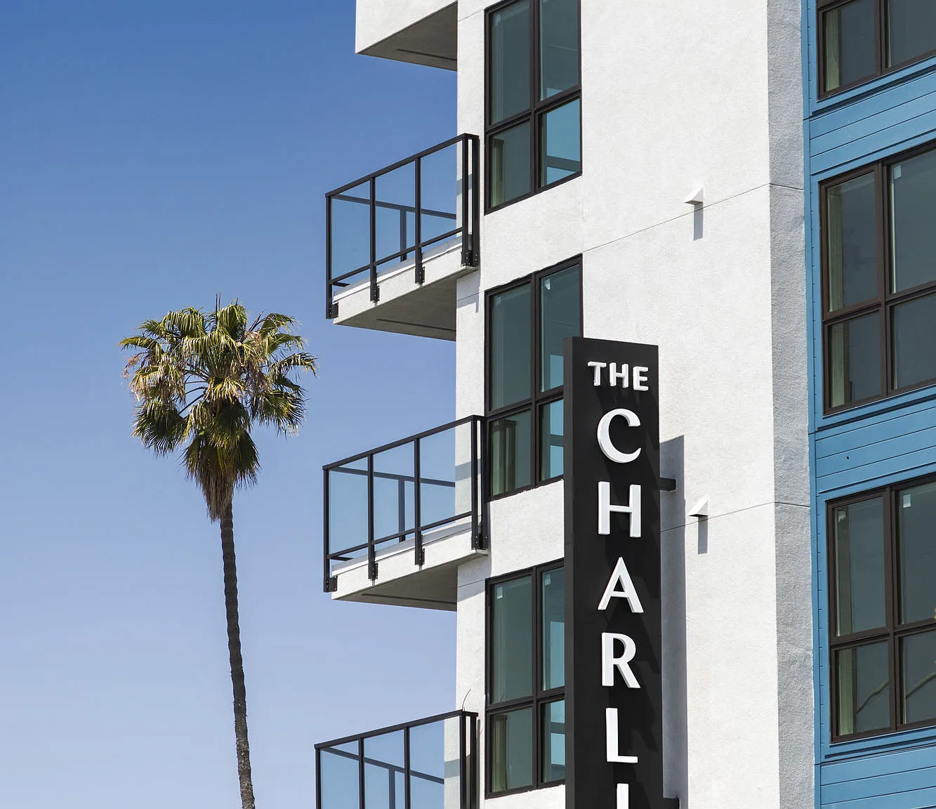 The Charlie Mar Vista — Photo 1