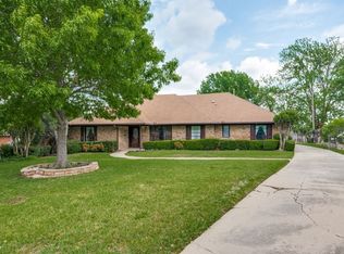 1305 Juneau Ct, Fort Worth, TX 76116