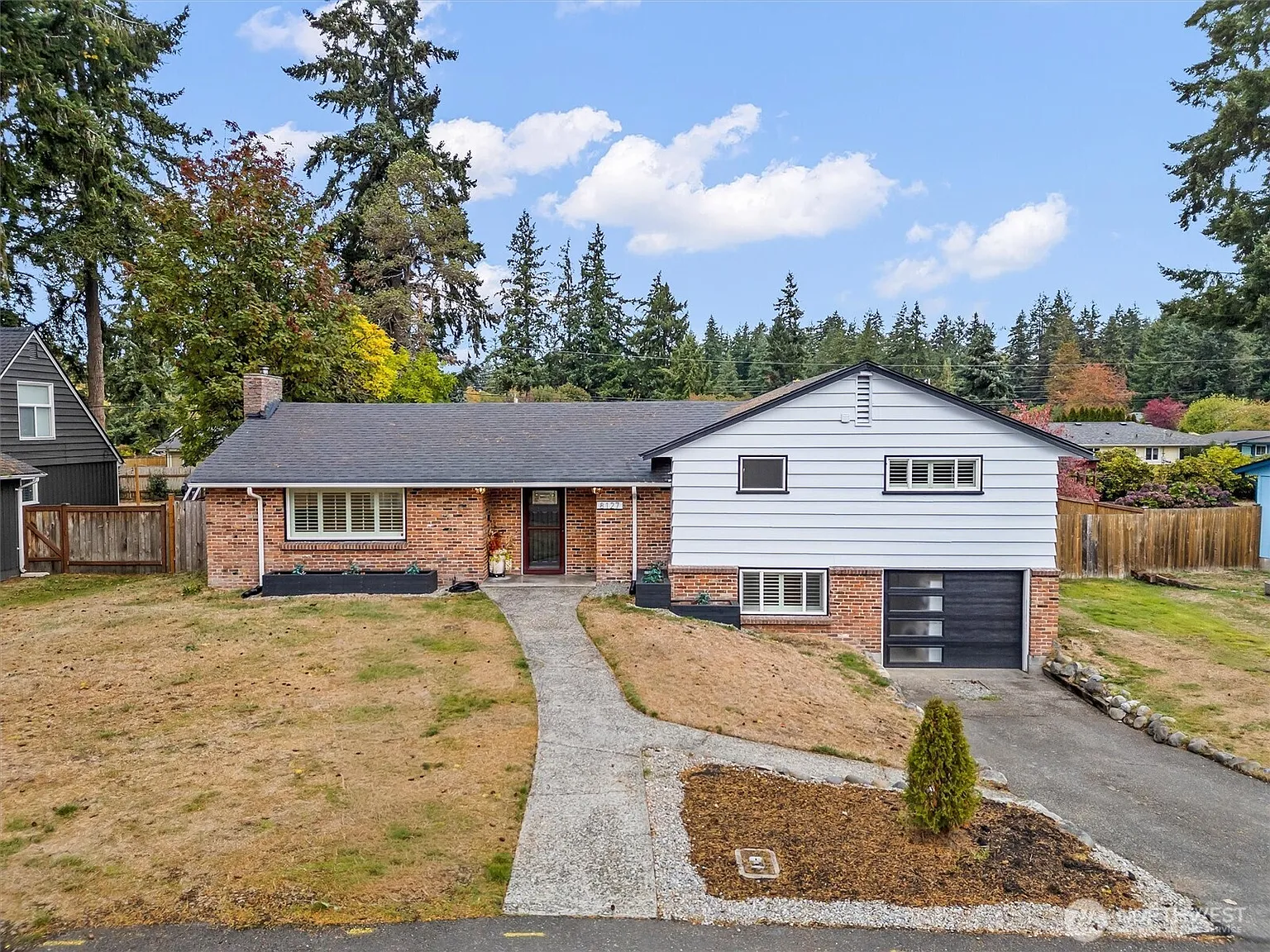 8127 Sherwood Forest Street SW photo 1