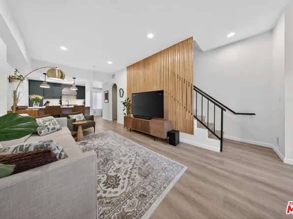 147 W Acacia Ave APT 118, Glendale, CA 91204