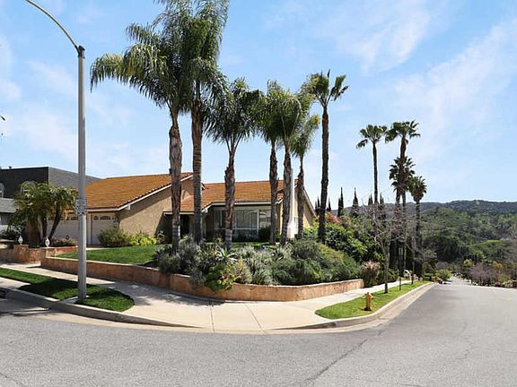 4th image of 4004 Schuylkill Dr