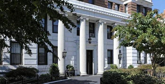 Building Photo 3