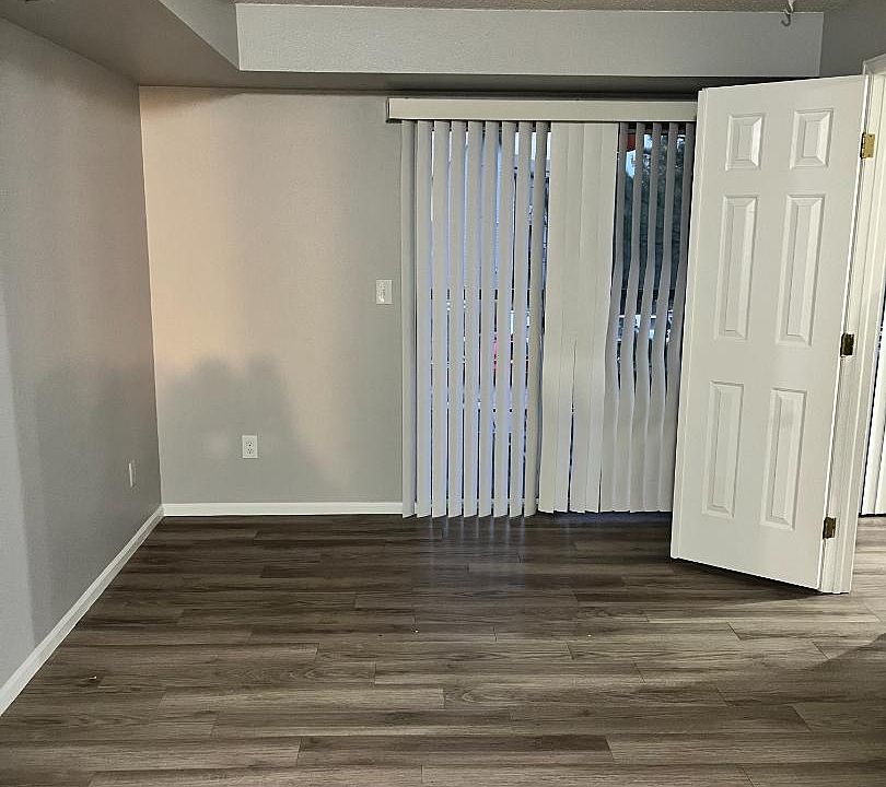 Unit Photo