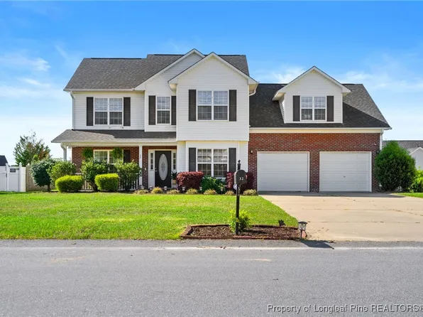 32 Yancey Ct, Spring Lake, NC 28390