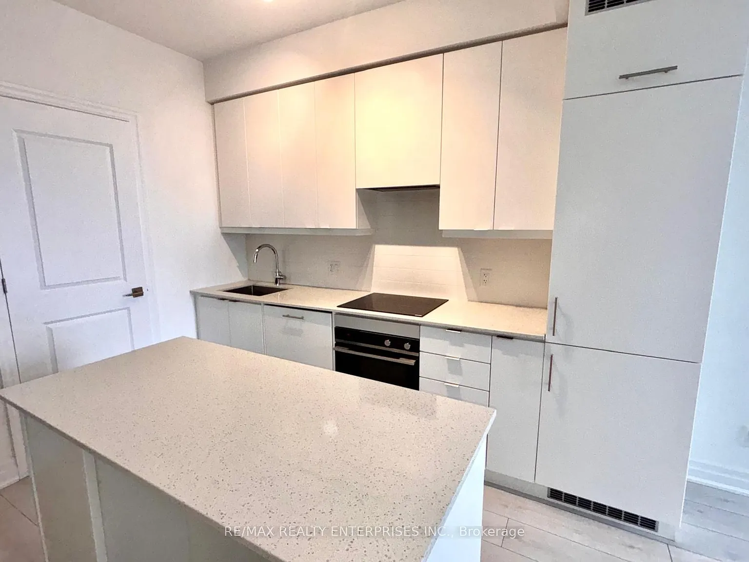 2 bed, $2,300 — Photo 2