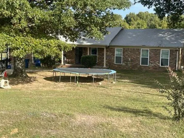 12150 Desoto Rd, Olive Branch, MS 38654