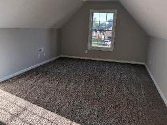 4th image of 794 Vera Dr