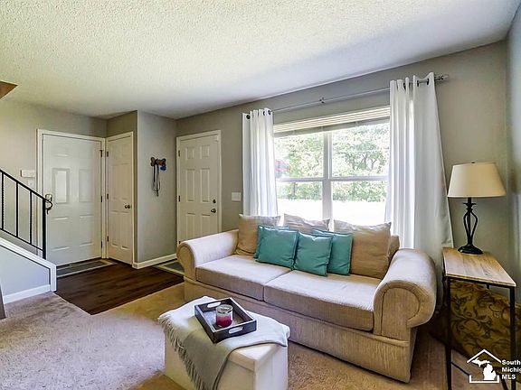 3rd image of 4095 Shelton Dr