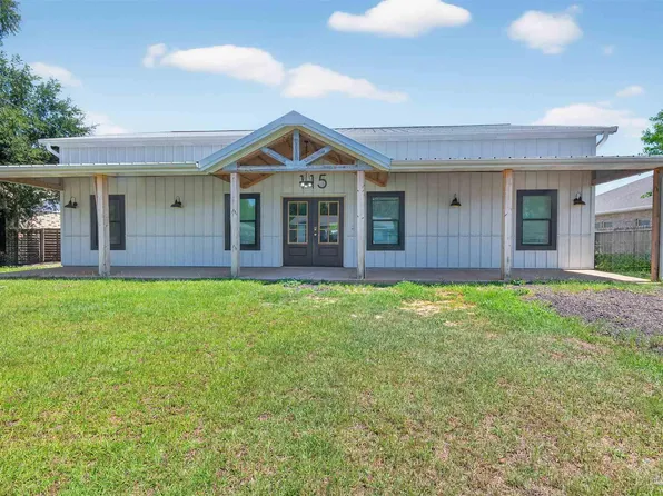 115 Ridgewood Ave, Mary Esther, FL 32569