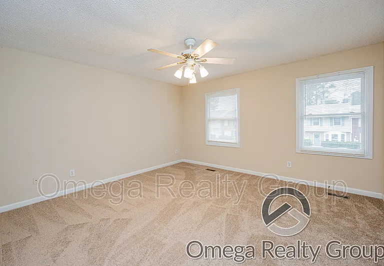 5057 Falling Creek Ln — Photo 13