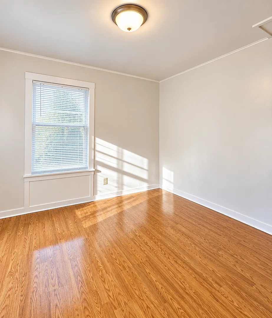 Cozy One Bedroom House For Rent In Port Hadlock — Photo 2