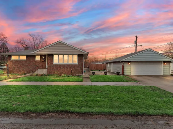 7405 Park Pl, Hammond, IN 46324