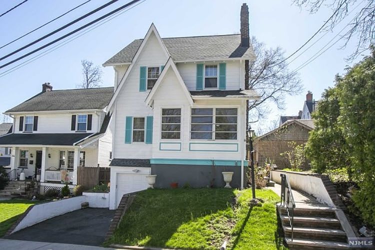 1st image of 46 Wellington Ave