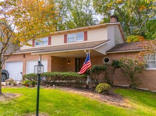 121 Beckett Ct, Saint Clairsville, OH 43950