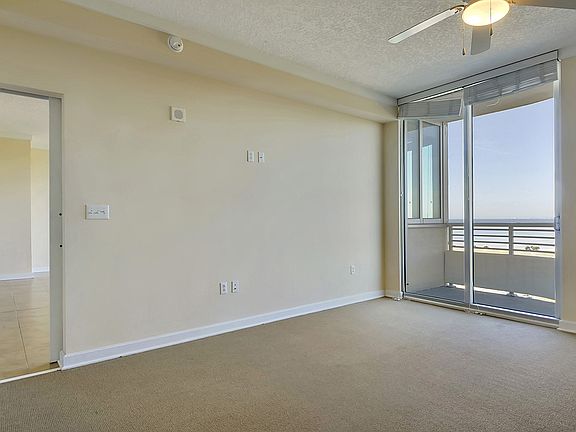 5th image of 2060 Beach Blvd