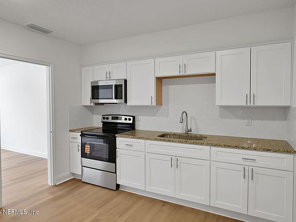 5th image of 3701 COPPER Circle E