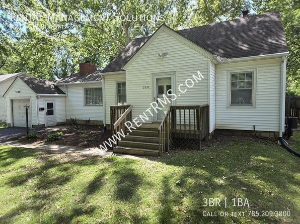 2211 SW Burnett Rd