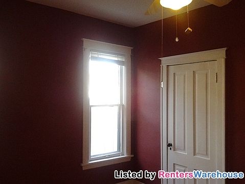 5th image of 1741 Van Buren Ave #1