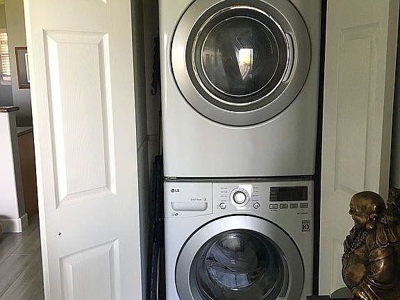 4th image of 3950 Kalai Waa St APT Q101