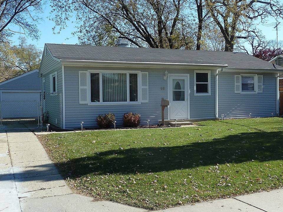 1st image of 15 Evergreen Ln