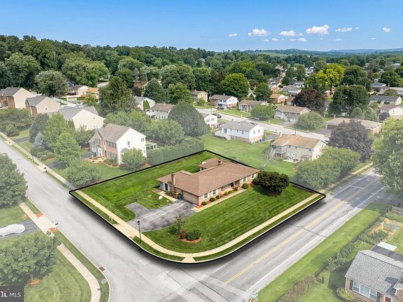 5th image of 3106 Kingston Rd