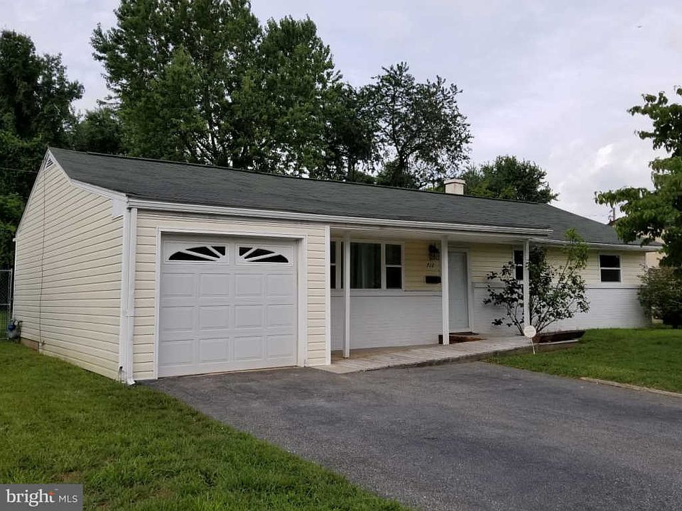 1st image of 712 Birchwood Dr