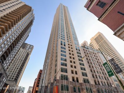 33 W Ontario St #PENTHOUSE A, Chicago, IL, 60610