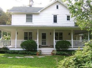 81 Kilgore Rd, Newfoundland, PA 18445