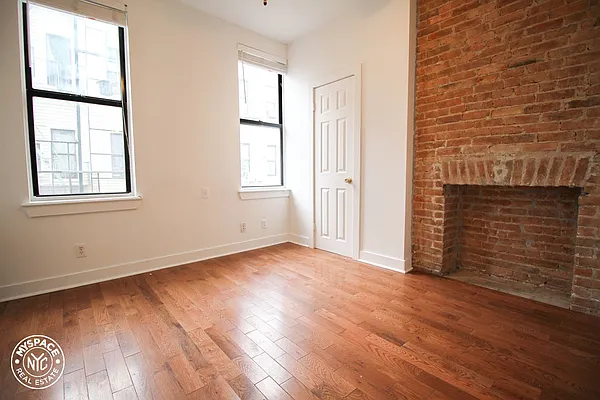 Rented by MySpaceNYC | media 11