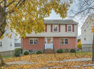 29-31 York Ave, Watertown, MA 02472