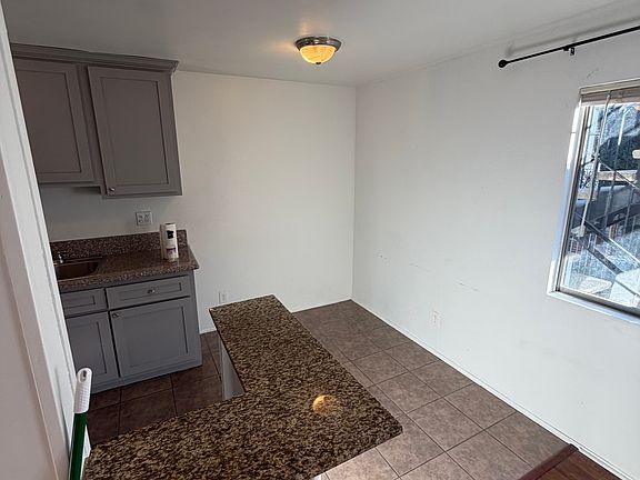 3rd image of 749 N Vendome St APT 2