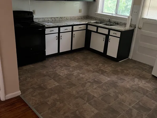 225 Ridge Ave #4, Ephrata, PA 17522
