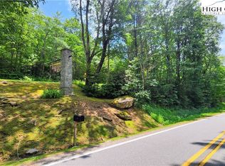 6357 Gingercake Rd, Newland, NC 28657