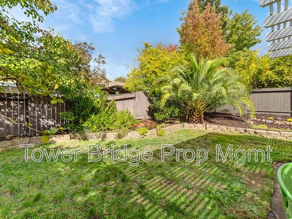 4th image of 117 Austin Dr