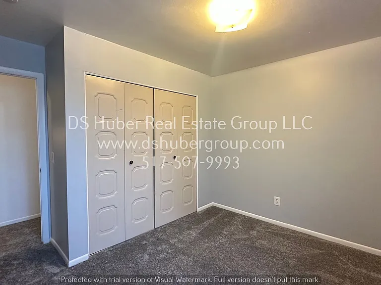 1016 E Greenlawn Ave — Photo 7